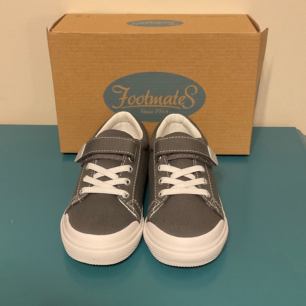FootMates Kids Charcoal Sneakers